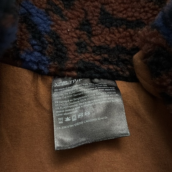 ‼️NWT‼️scuba oversized fleece funnel neck - Picture 5 of 8